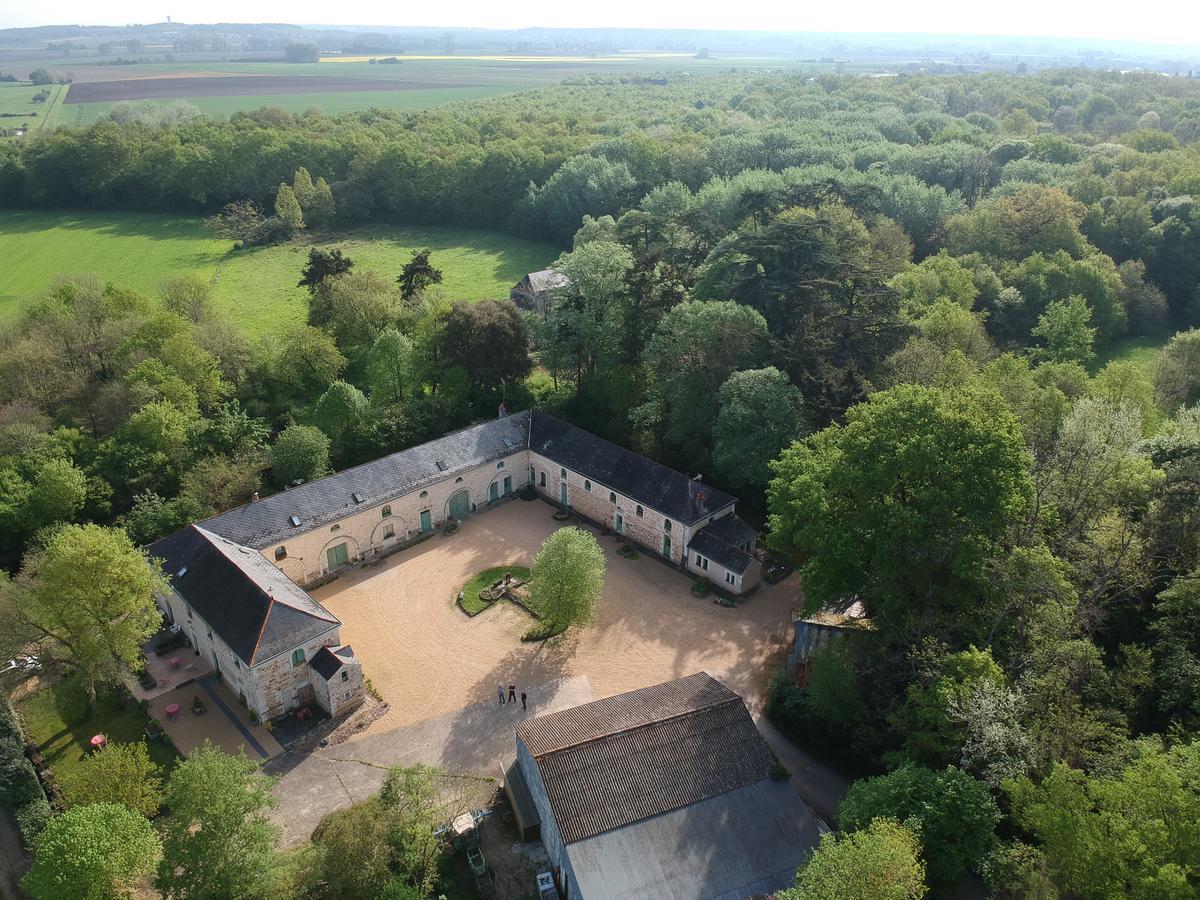 Logis De La Pichonniere Bed & Breakfast Charce-Saint-Ellier-sur-Aubance Exterior photo